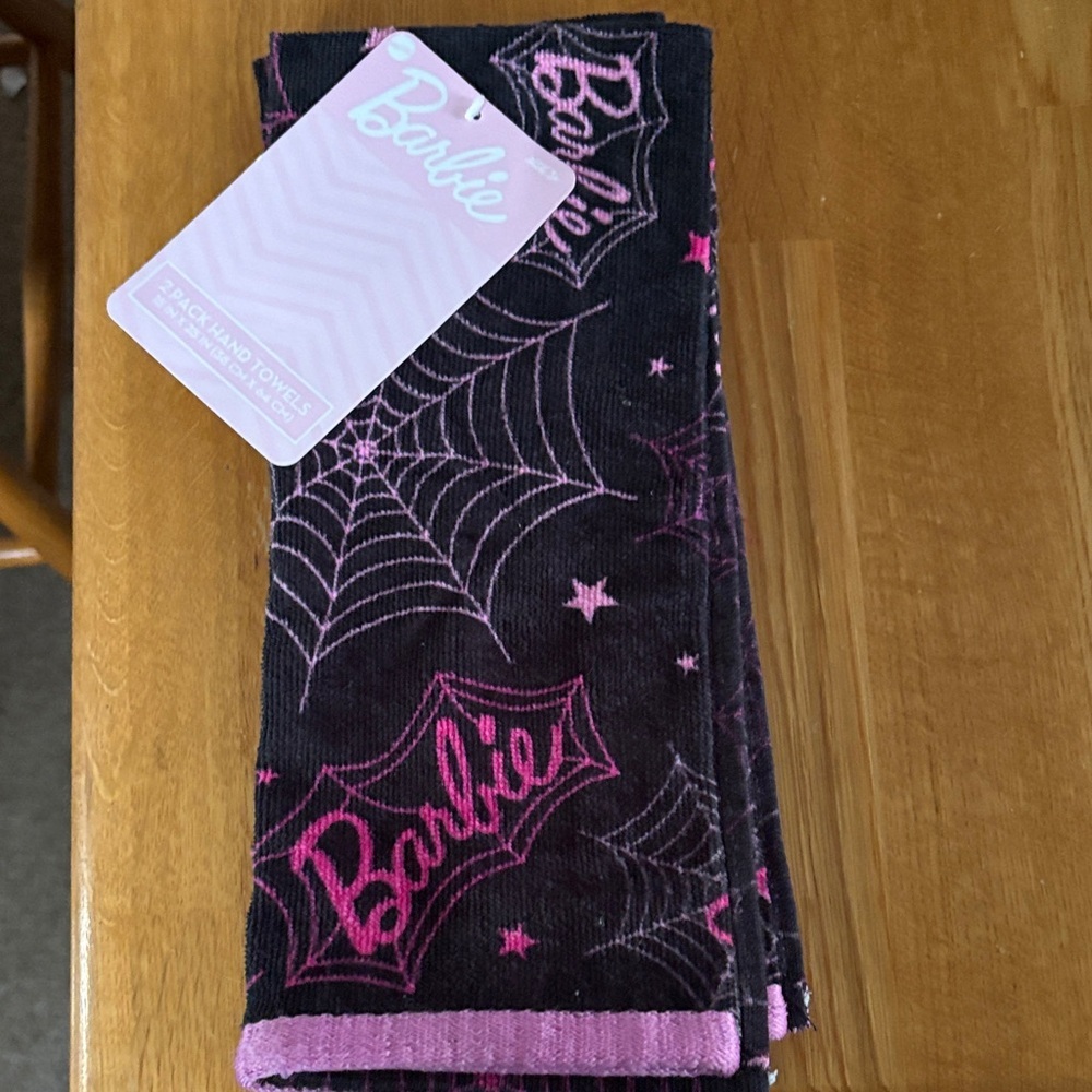 Barbie Black and Pink Spiderweb Bath Towel